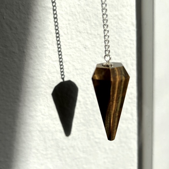 Other - NWOT Tiger’s Eye Spiritual Pendulum